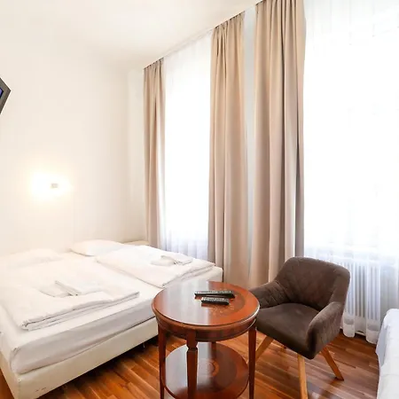 Timeout City Hotel, 5 Min To City Center, Self Check In