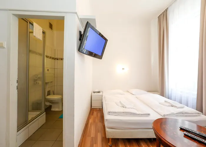 מלון Timeout Hotel, 5 Min To Center, Self Check In