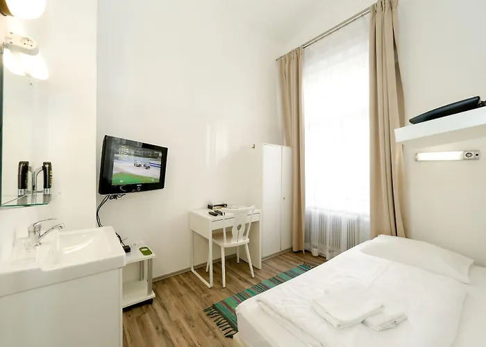 מלון Timeout Hotel, 5 Min To Center, Self Check In וינה