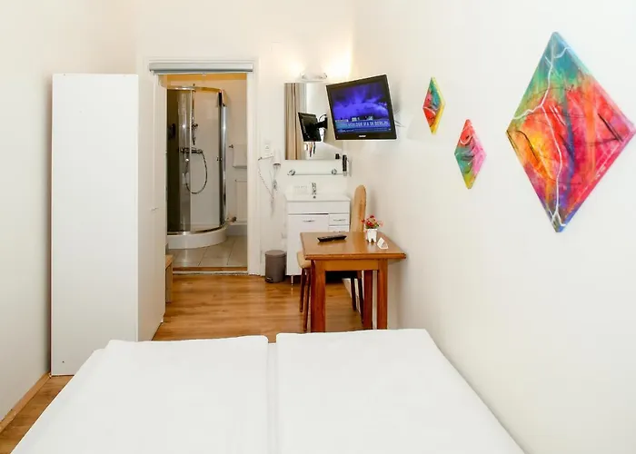 מלון Timeout Hotel, 5 Min To Center, Self Check In